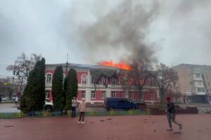 У будівлю влучив російський дрон
