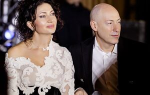 Слитые разговоры Путина с Орбаном, заявления Поклонской, троллинг Киркорова и Баскова. Стрим Бацман с Гордоном. Трансляция