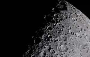 Космическая миссия Artemis II завершила исторический семичасовой облет Луны