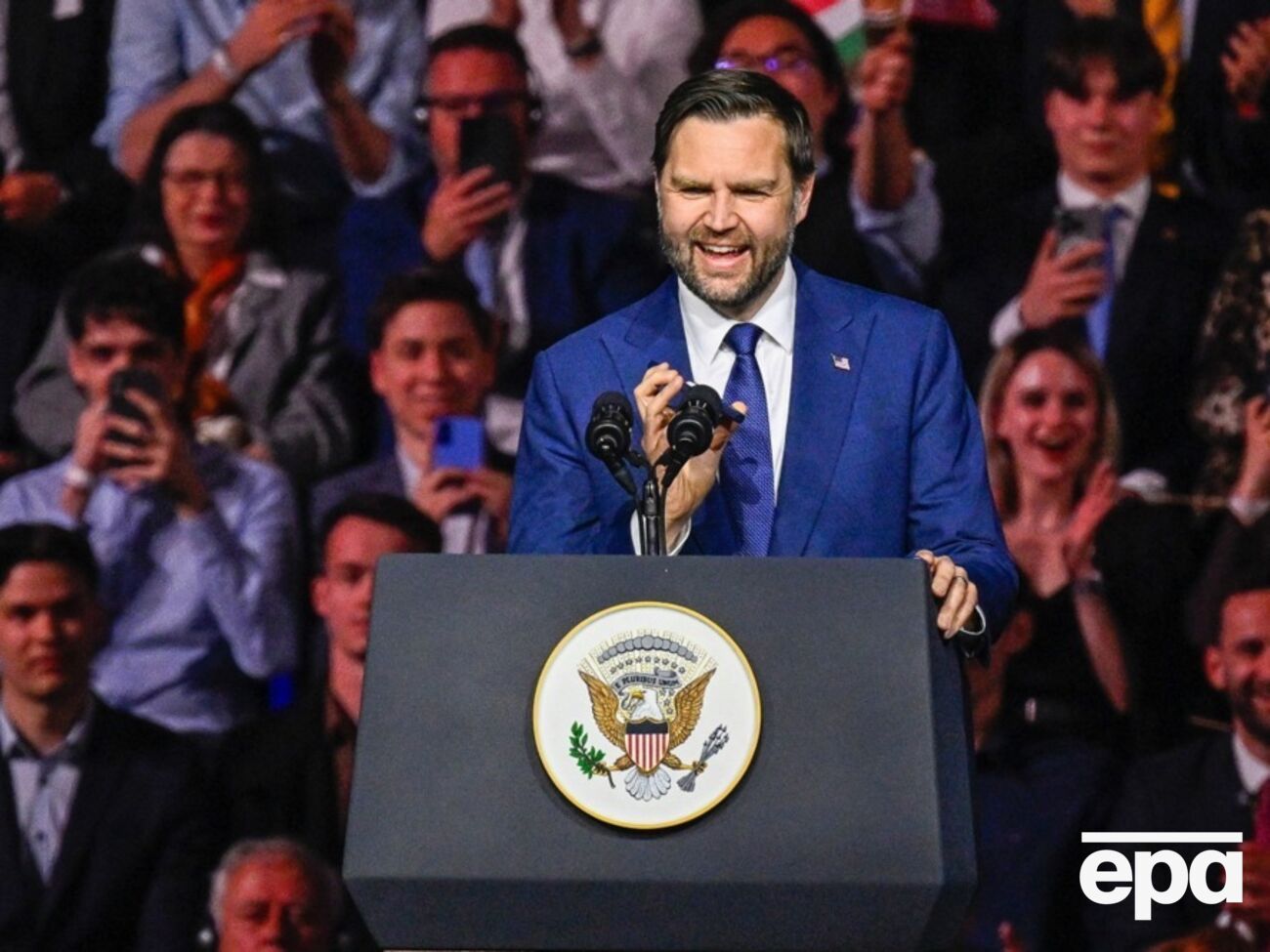 Венс виступив на мітингу в Угорщині