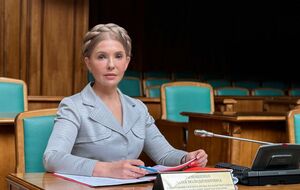 Тимошенко будут судить за предложение взяток нардепам