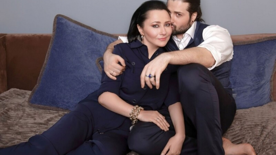 Аксельрод і Мозгова познайомилися у грудні 2005 року