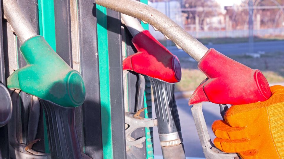 Правительство ожидает снижения цен на топливо