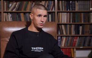 Дідур пройшов спеціалізоване навчання у США й в Україні, зокрема за програмами "рівний – рівному"