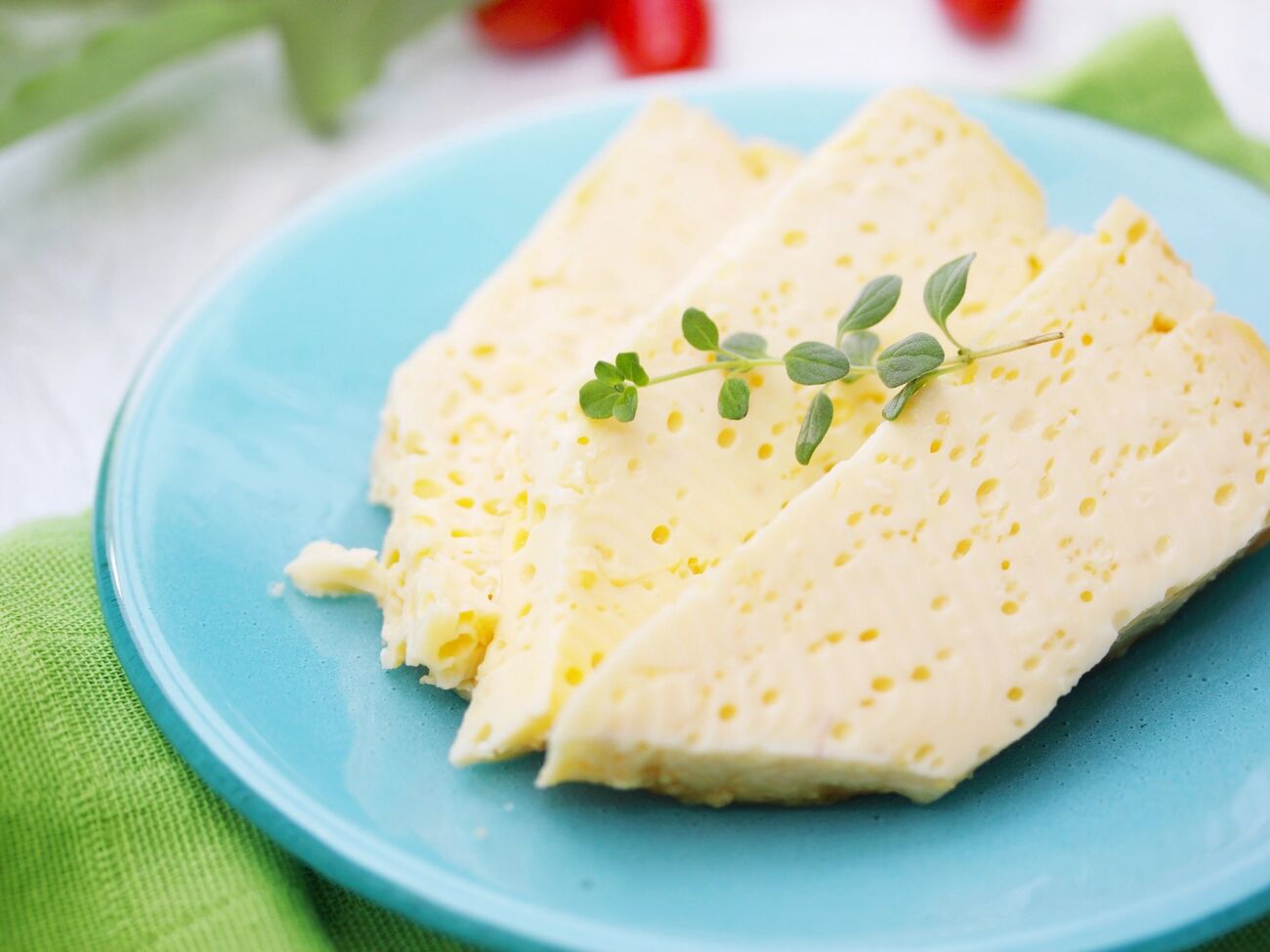 Грудку подают охлажденной