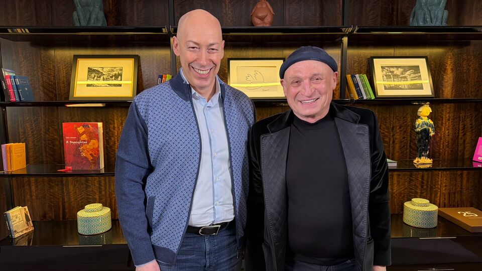 Буряковский: Нужно научиться жить так, чтобы получать удовольствие от того, что имеешь