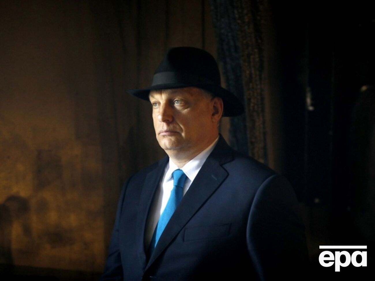 По словам свидетеля из криминальной среды, Орбан мог получать на предвыборную кампанию 1998 года спонсорские средства – от сотен тысяч до миллионов долларов