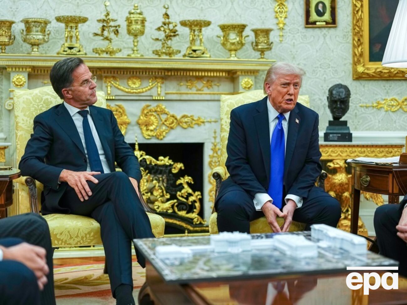 В Белом доме заявили, что во время встречи Трампа с Рютте ожидают "откровенного и искреннего разговора"