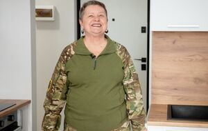 Фонд Рината Ахметова и "Сердце Азовстали" обеспечили военного медика собственным жильем