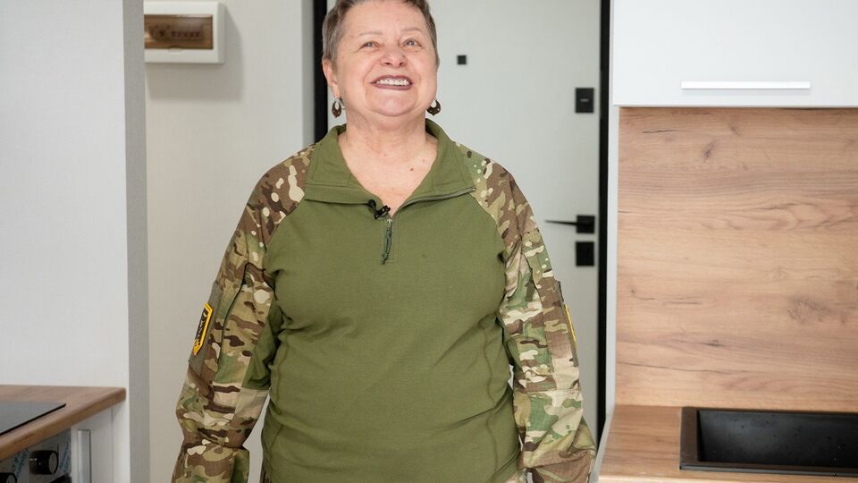 Фонд Рината Ахметова и "Сердце Азовстали" обеспечили военного медика собственным жильем