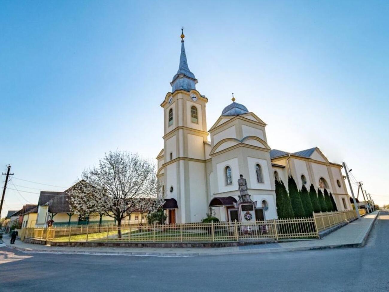 В селе Большая Добронь 90% населения – венгры