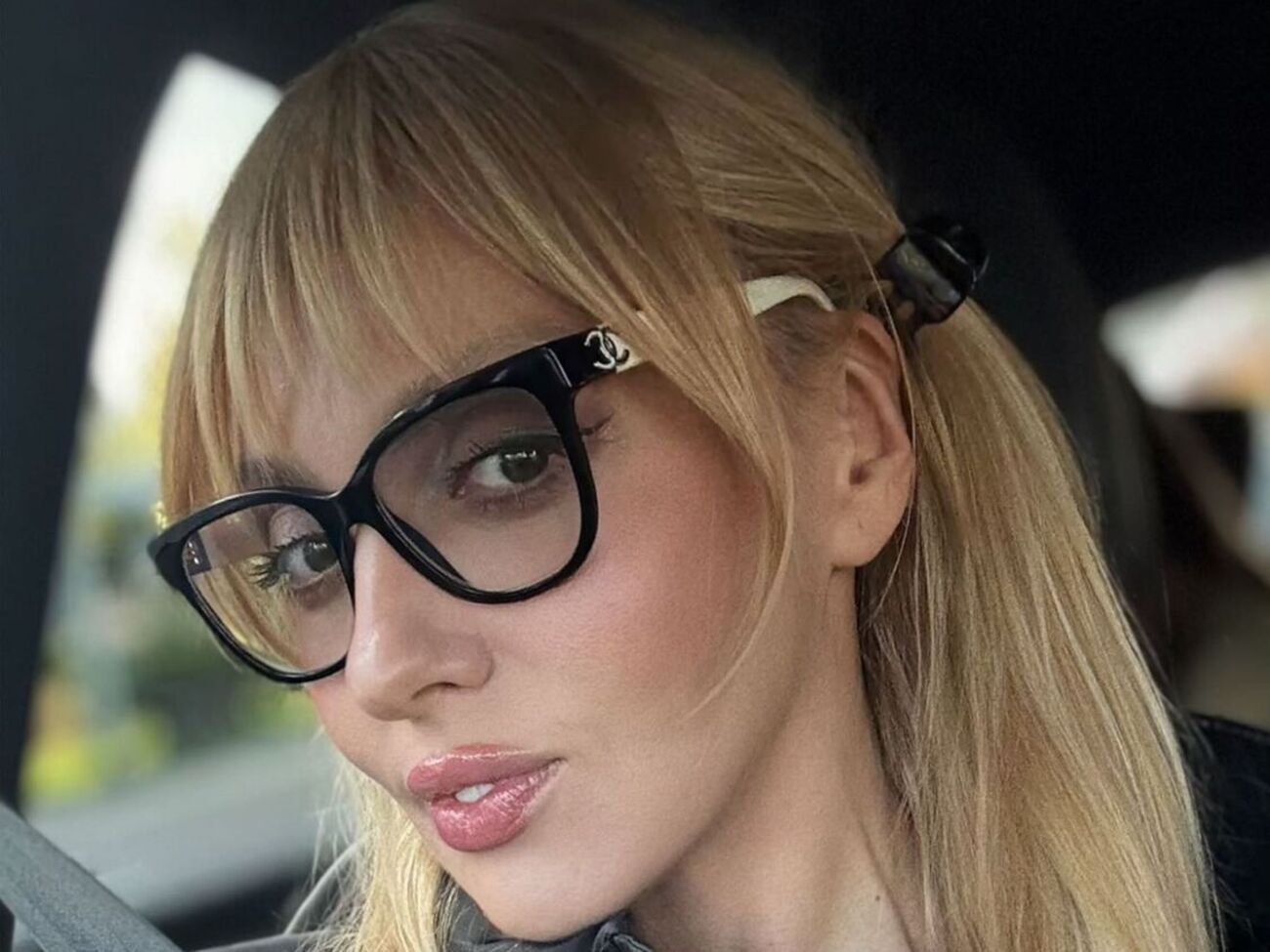 Полякова оспівала чесноти чоловіка в новій пісні