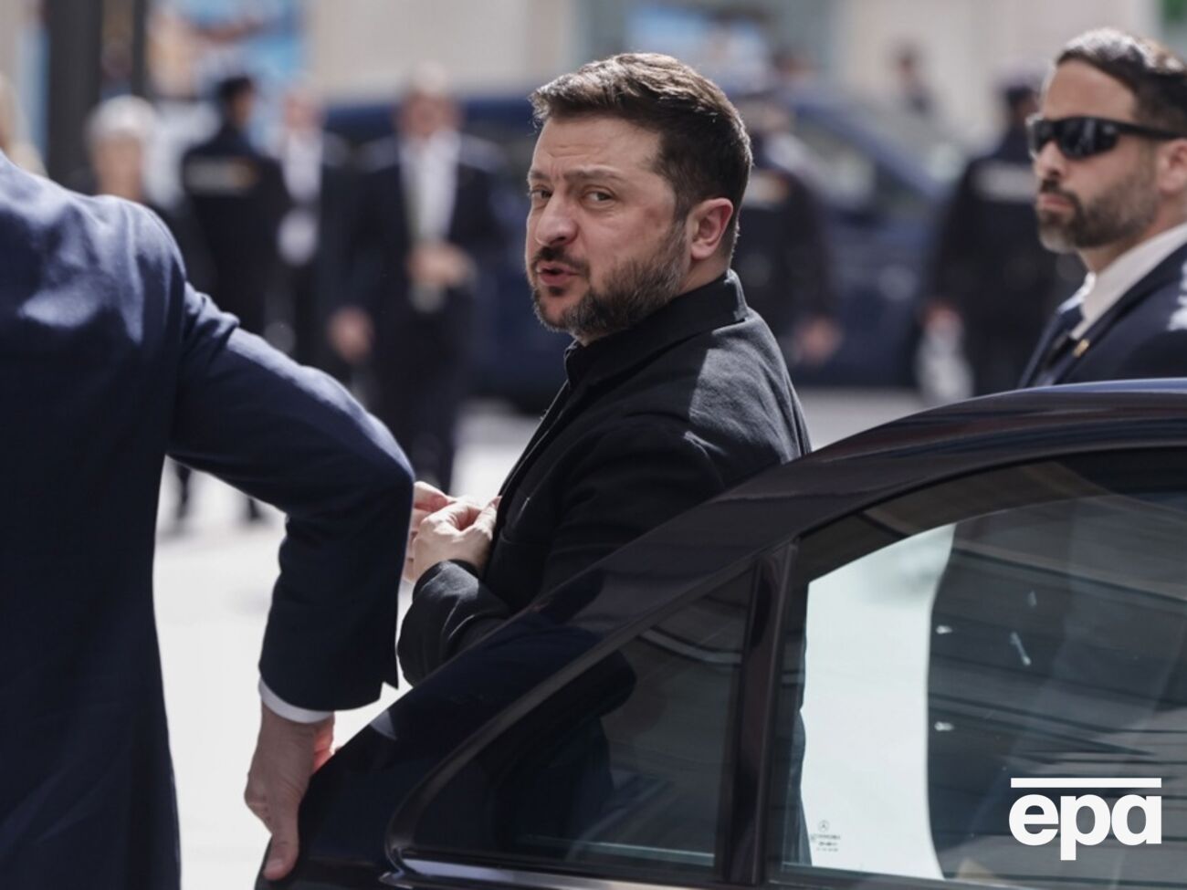 Російські супутники знімали енергооб'єкти Перської затоки, Ізраїлю й баз США, заявив Зеленський