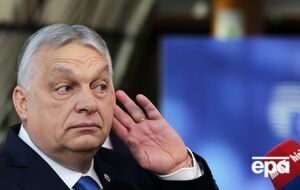 По состоянию на 9 апреля оппозиционная партия "Тиса" опережает "Фидес" Орбана в поддержке