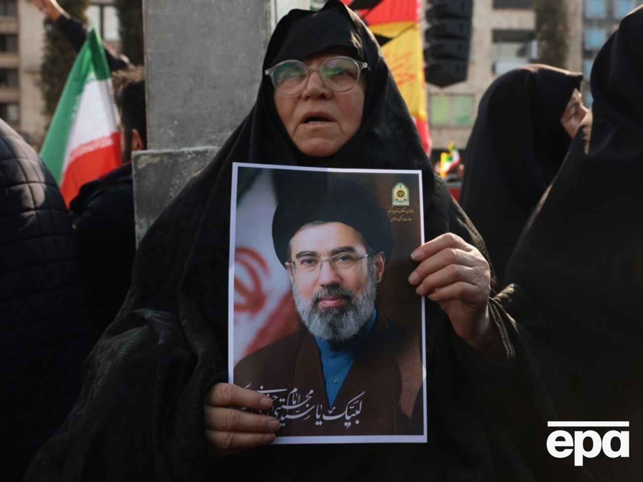 Хаменеї не з'явився перед народом особисто