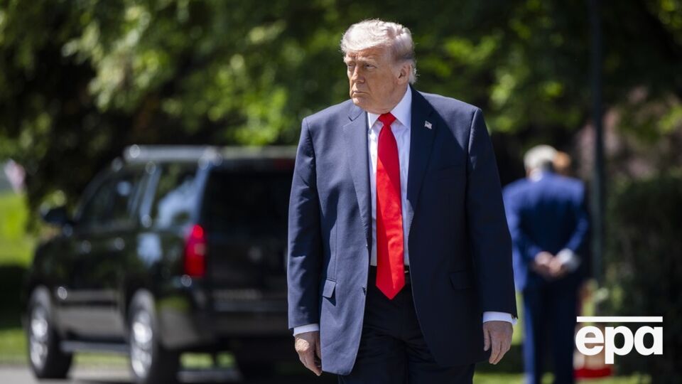 Трамп оголосив про підвищення мит на імпорт автомобілів з ЄС