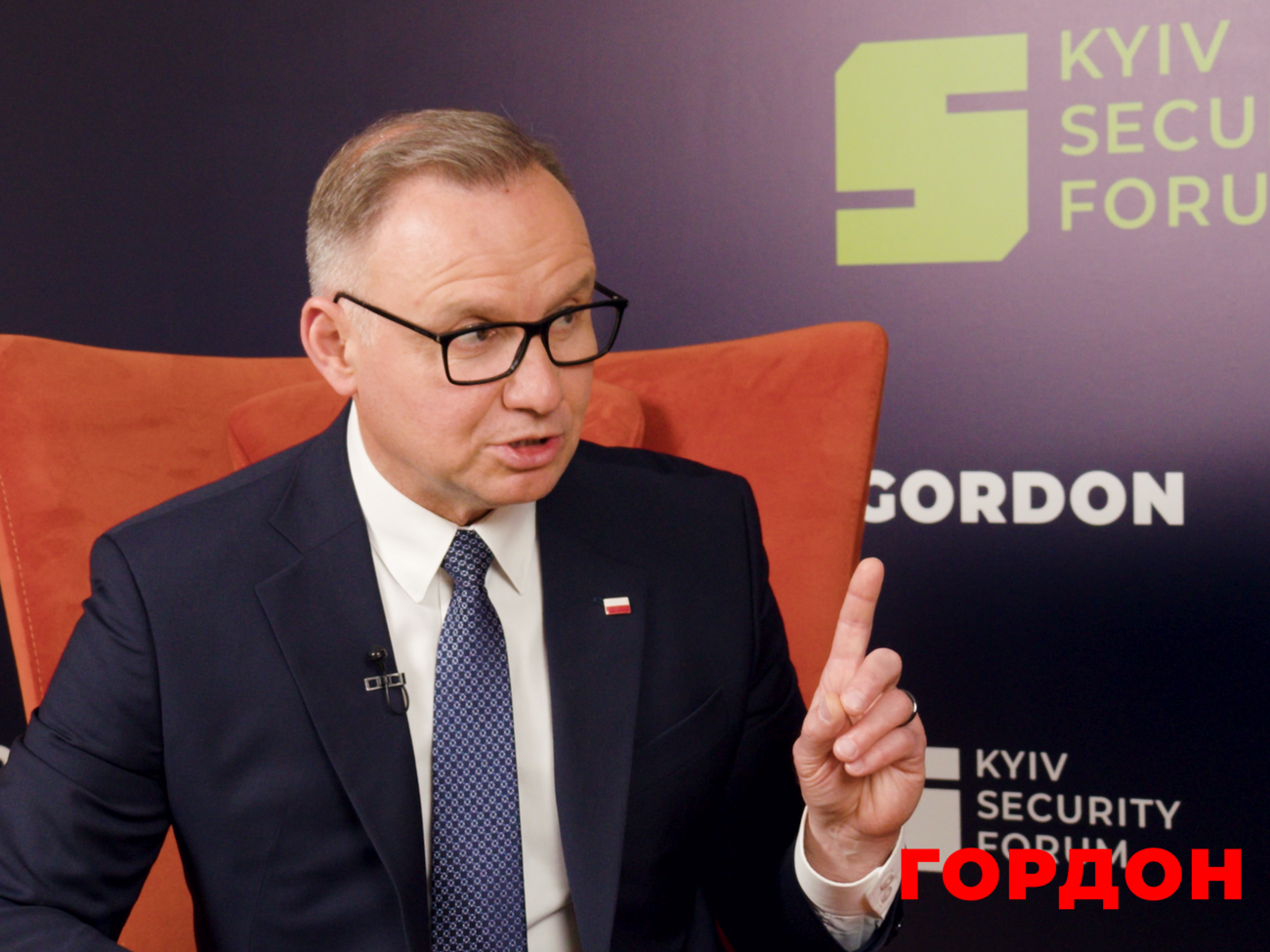 Дуда: Когда я ехал из Киева 23 февраля, разведка постоянно звонила, что может начаться бомбардировка