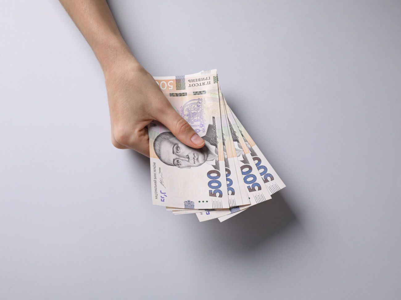 Мінфін опублікував, які зарплати отримують українські держслужбовці