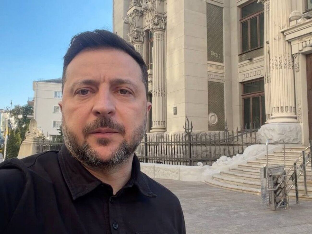 "Росія не має наміру цю війну завершити". Україна готується до нових атак – Зеленський