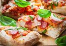 "Настоящее спасение, когда хочется чего-нибудь вкусненького, а времени на замешивание теста нет". Рецепт пиццы на хлебе