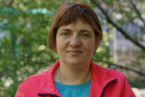 "Я така щаслива, що руку врятували". Важкопоранена Юлія з Донецької області дістала допомогу в лікуванні від Фонду Ріната Ахметова