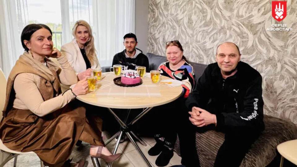 Нове життя після тяжкої травми. Історія захисника Маріуполя Павла Самбура