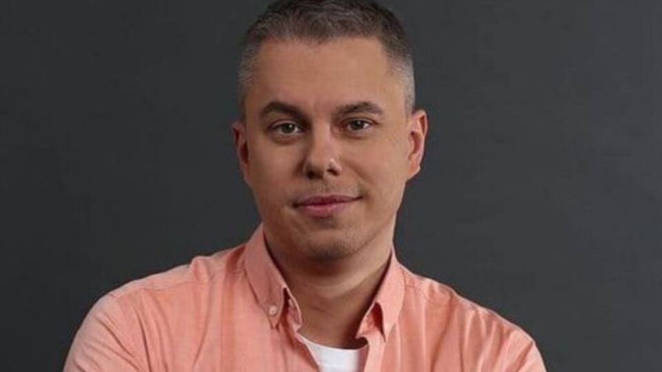 "Он москаль и просто уехал к своим". Украинский ведущий получил паспорт РФ и работает в банке