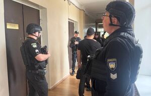 В помещении горсовета в Кировоградской области произошла стрельба. Есть пострадавший