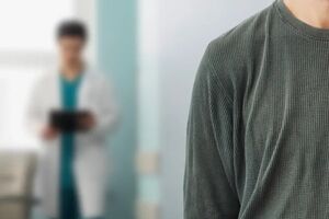 "Стало зле". У дніпровському ТЦК помер затриманий чоловік