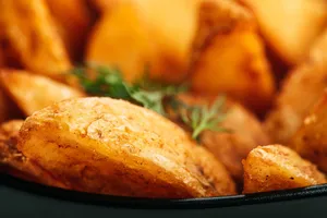 Очень вкусный и сытный картофель по-селянски. Простой рецепт