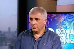 Трамп летить до Китаю й бере із собою половину Кремнієвої долини. Але одного імені у списку немає