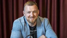 Мендель, можливо, російська шпигунка. Але, скоріш за все, причина набагато простіша