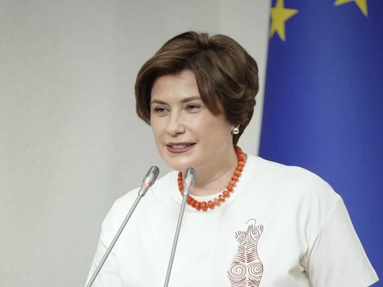 Одно из неписаных правил экс-спикера Ющенко – дарю будущим спикерам и спикеркам