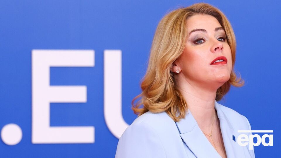 Премьер-министр Латвии ушла в отставку вместе с правительством
