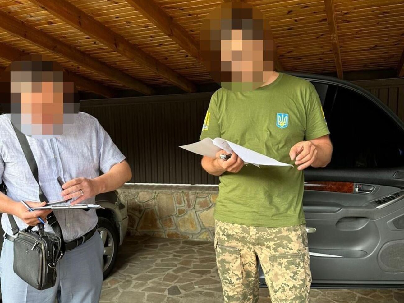 Ексміністра інфраструктури Омеляна підозрюють в ухилянні від обов'язків військової служби