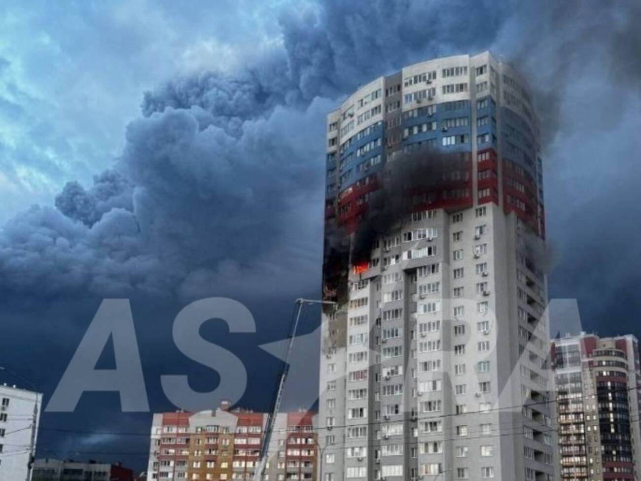 "Їх ціла орда прилетіла". Російську Рязань уночі масовано атакували дрони. Що відомо