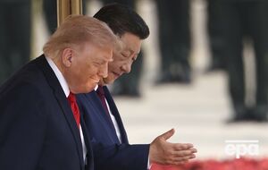 "Убирайся на хрен". Видео драки, которая вспыхнула на встрече Трампа с Цзиньпином, слили в сеть