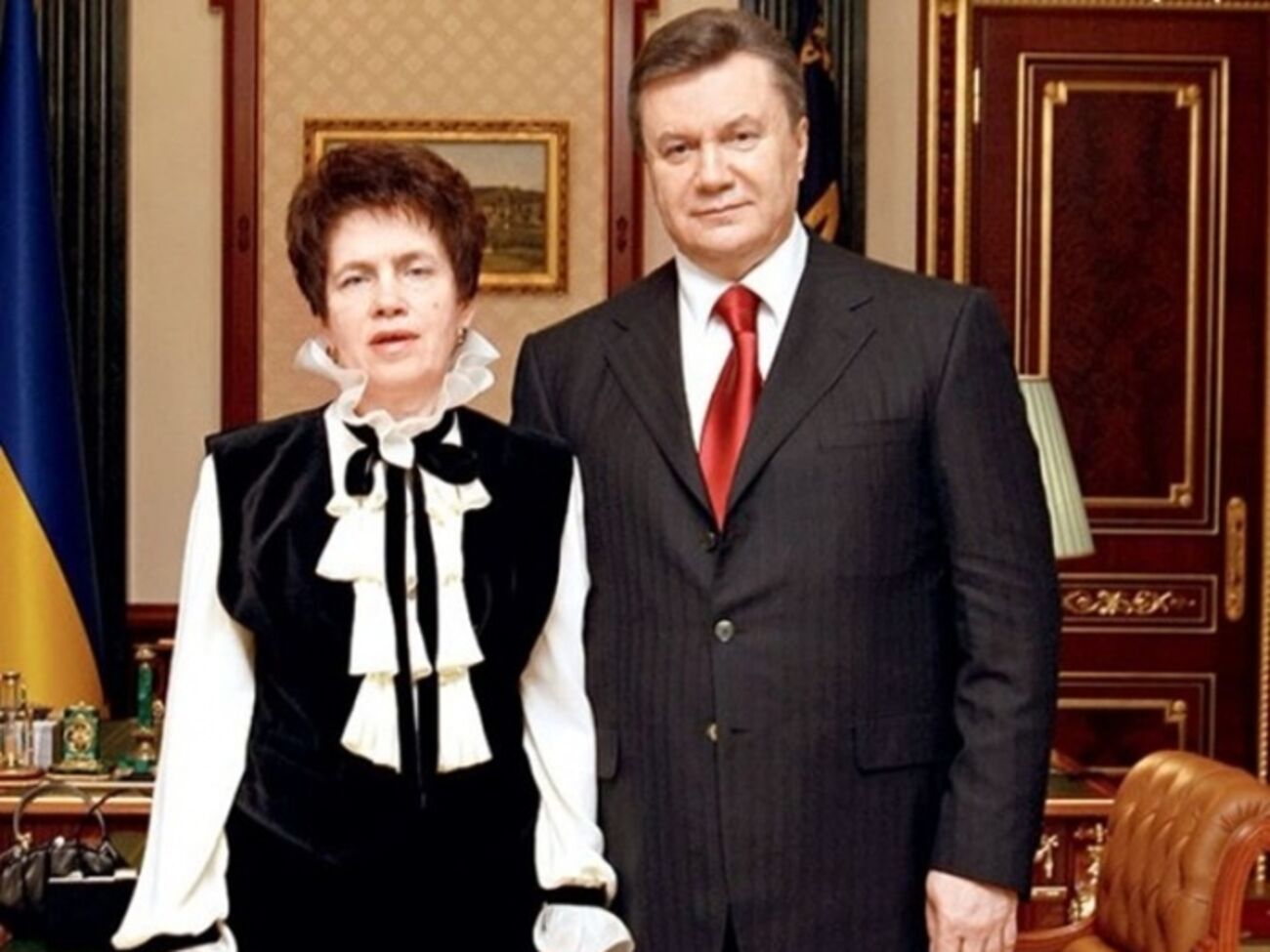 Вилла и могила в Крыму, "смерть" и новый брак. Что сегодня известно о Людмиле Янукович?