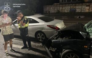Молодой человек ехал со скоростью более 134 км/ч. В Киеве водителя приговорили к 7 годам лишения свободы за ДТП со смертельным исходом на блокпосту