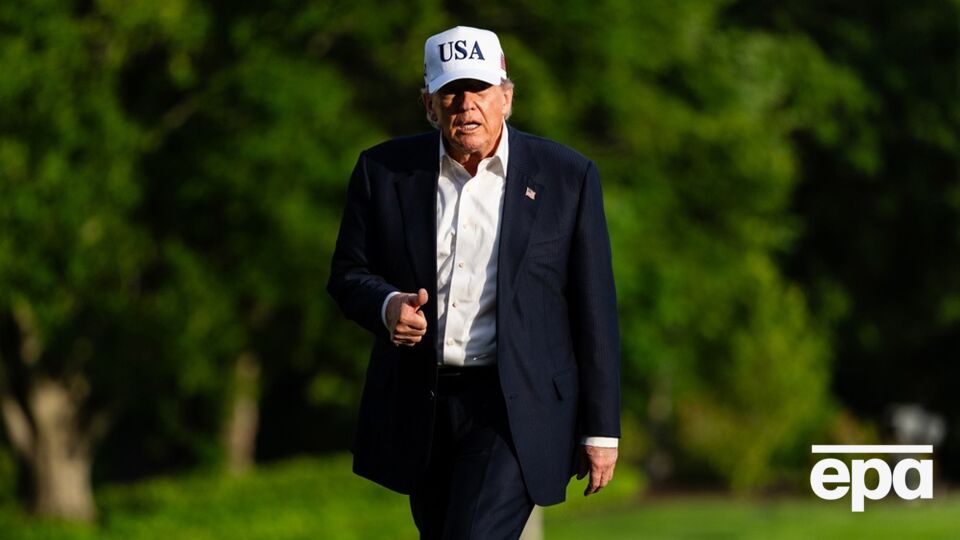 Уже не Иисус. Белый дом изобразил Трампа в новом образе