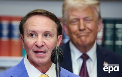 Спецпредставитель Трампа впервые прибыл в Гренландию. Привез от него "послание"