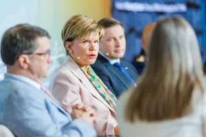 "Равлик уже дістався б Чехії". Очільниця МЗС Латвії висміяла росіян