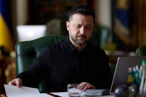 "Путин ведет Россию к банкротству". Зеленский заявил о проблемах экономики РФ