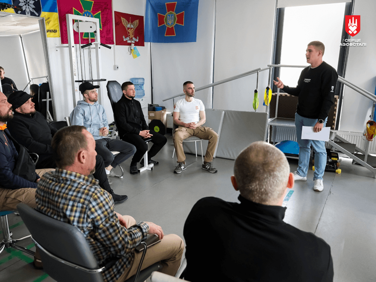 Захисник Маріуполя Сергій Яровий провів тренінг із посттравматичного зростання для військових на реабілітації