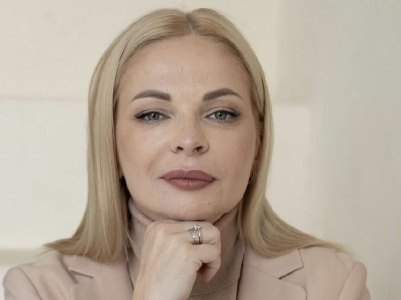 Ми дуже росіянам співчуваємо. Настільки, що молимось, аби в РФдощ не пішов, поки красиво горить