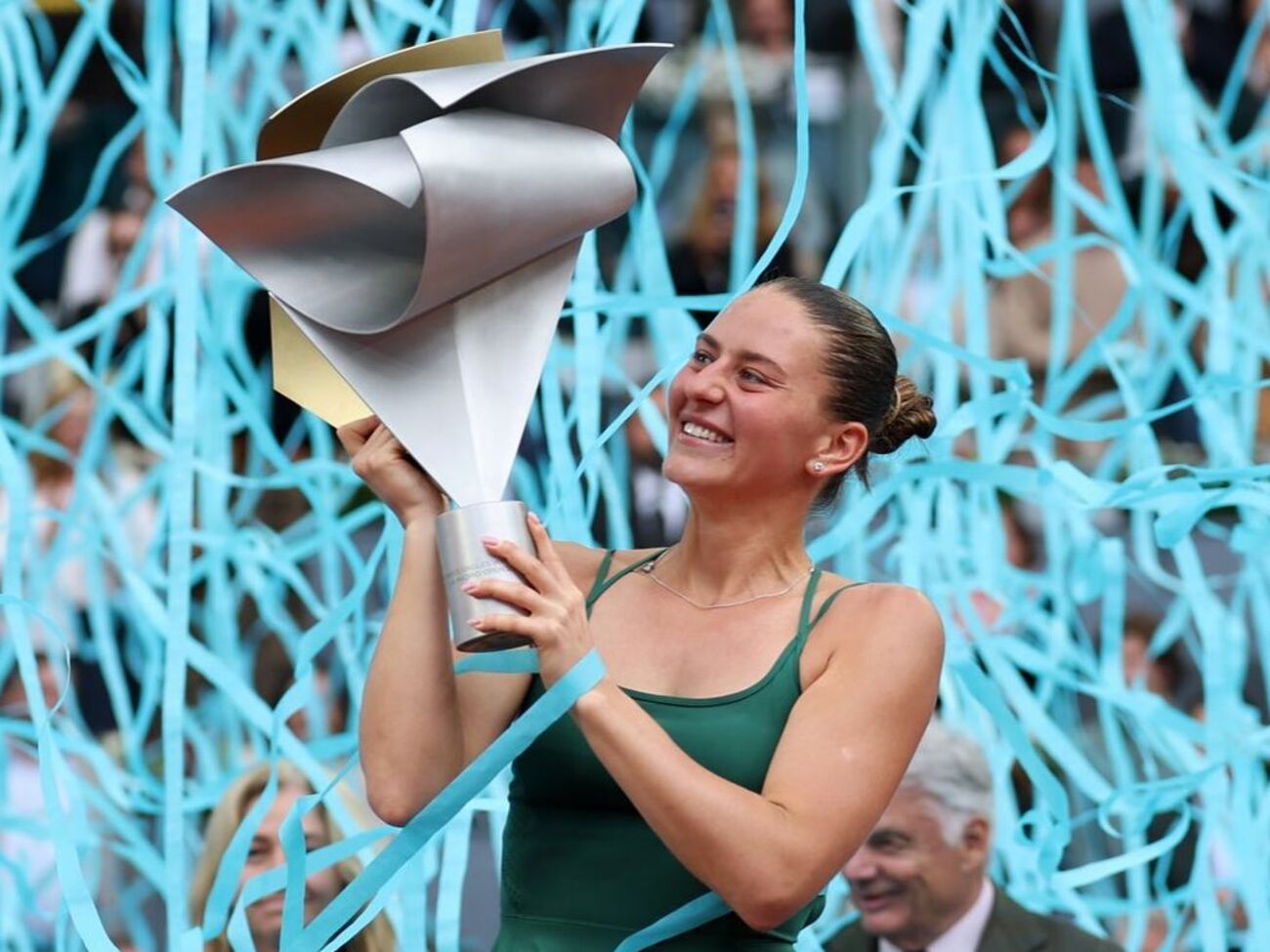 Украинка Костюк стала чемпионкой турнира в Мадриде, обыграв россиянку