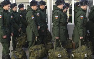 "Тихий призов". Розвідка пояснила, як Кремль намагається поповнити армію без мобілізації