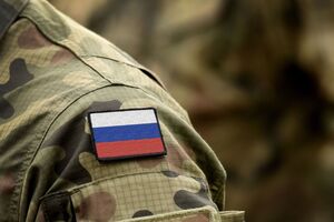 На фронті військові РФ масово отруїлися алкоголем і загинули – ГУР