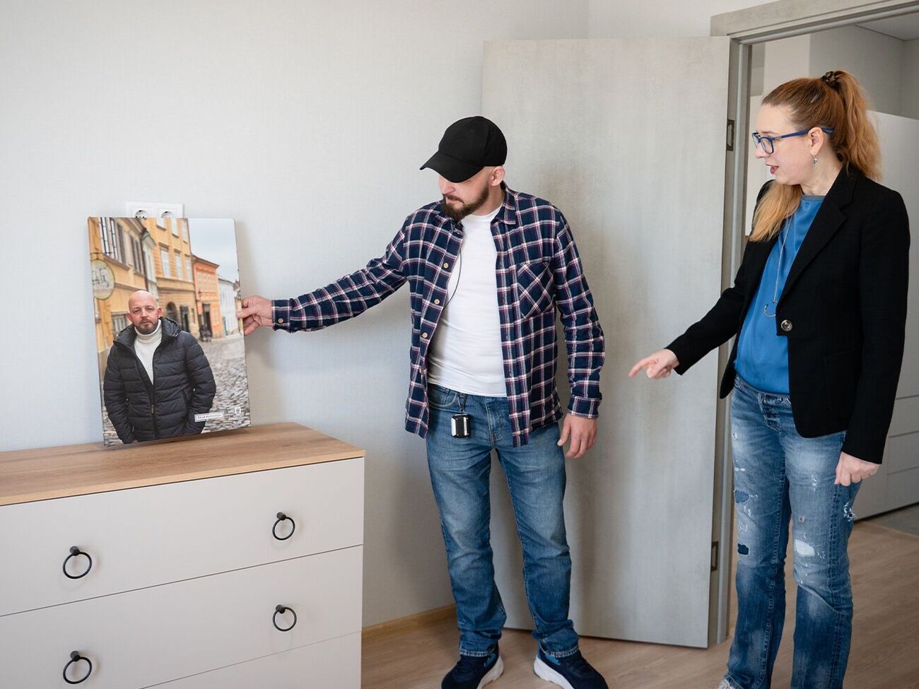 Захисник Маріуполя Сергій отримав квартиру від Фонду Ріната Ахметова