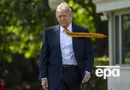 "Не смей так разговаривать, ублюдок". Трампа, который обозвал репортера тупицей, послали на хрен. Видео